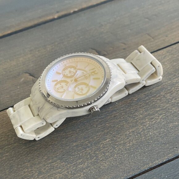 Fossil Stella ES 4019 Shimmer Horn Acetate Bracelet Tinted 3 Eye Face Dial (L7) - Picture 4 of 6